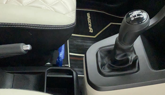 2023 Maruti New Wagon-R ZXI 1.2, Petrol, Manual, 11,219 km, Gear Lever