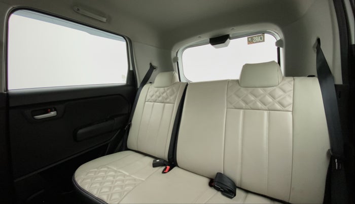 2023 Maruti New Wagon-R ZXI 1.2, Petrol, Manual, 11,219 km, Right Side Rear Door Cabin
