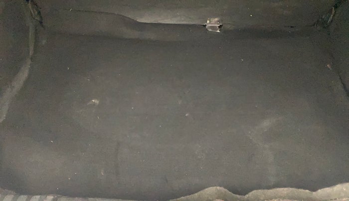 2014 Ford Figo EXI 1.2 PETROL, Petrol, Manual, 1,11,013 km, Boot Inside