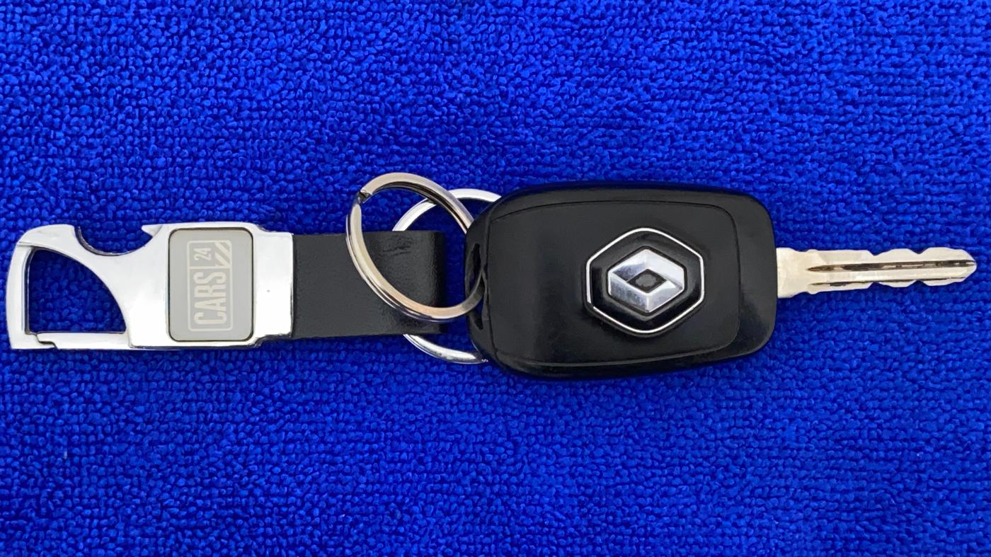 2020 Renault TRIBER RXE MT, Petrol, Manual, 12,051 km, Key Close Up