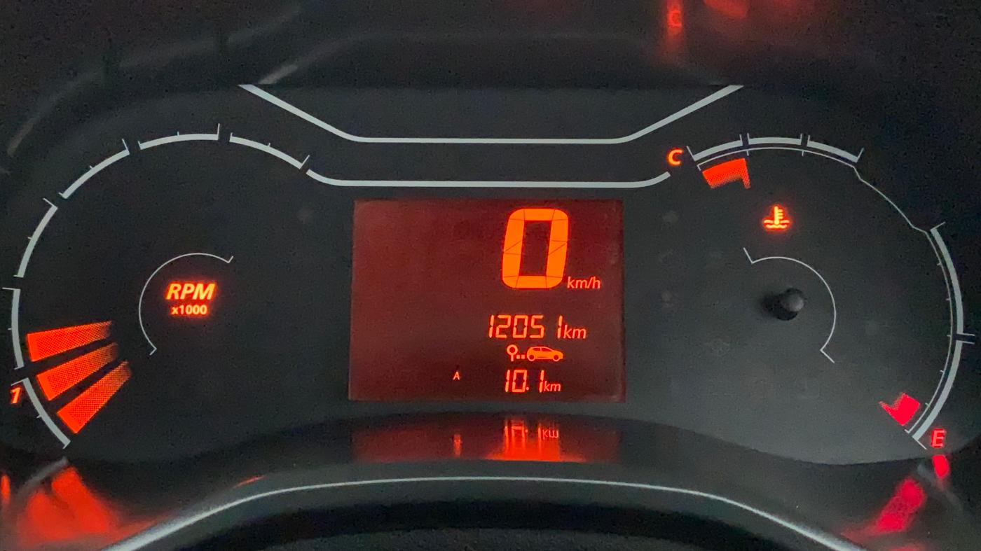 2020 Renault TRIBER RXE MT, Petrol, Manual, 12,051 km, Odometer Image