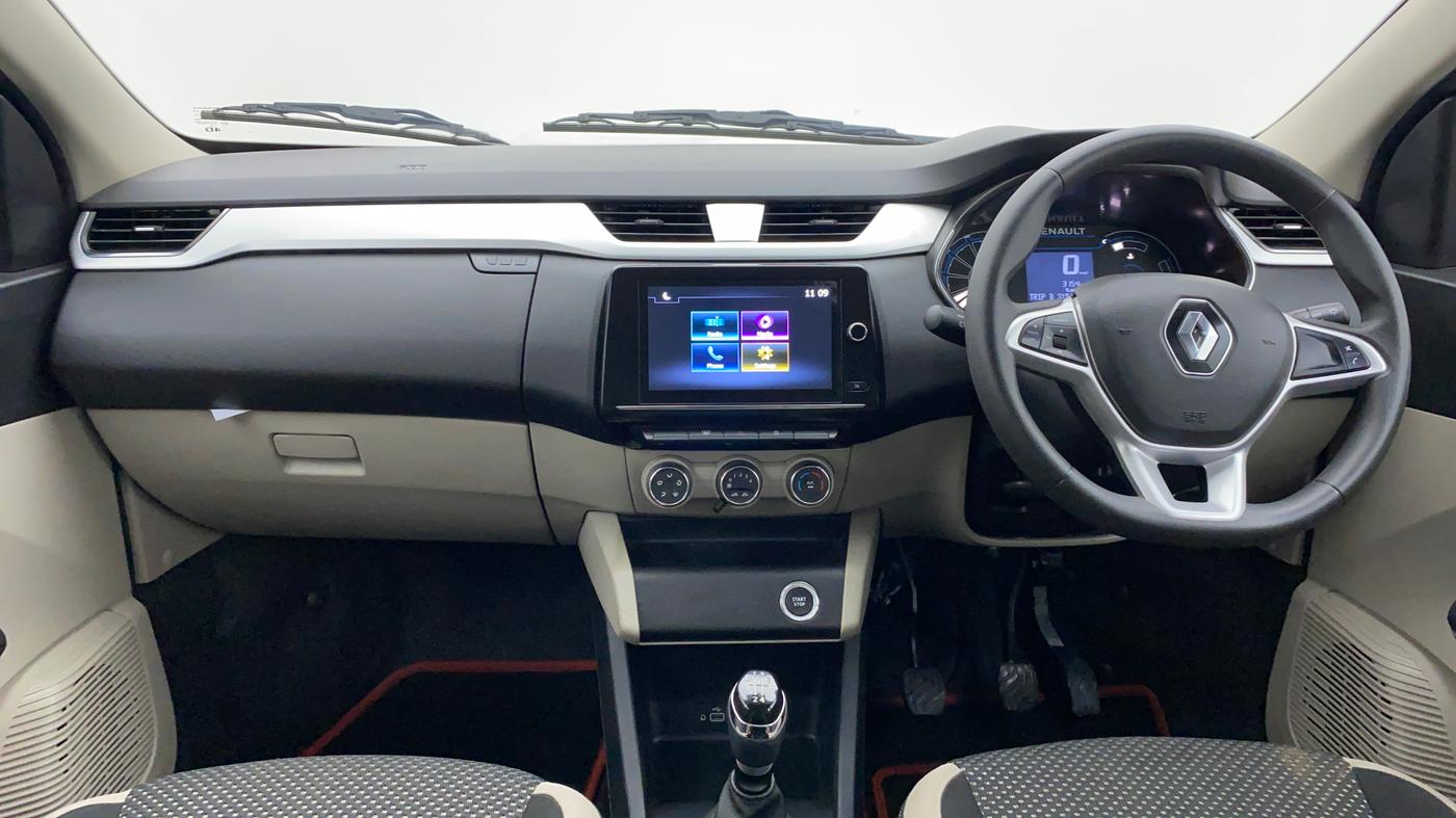 2022 Renault TRIBER 1.0 RXZ, Petrol, Manual, 3,449 km, Dashboard