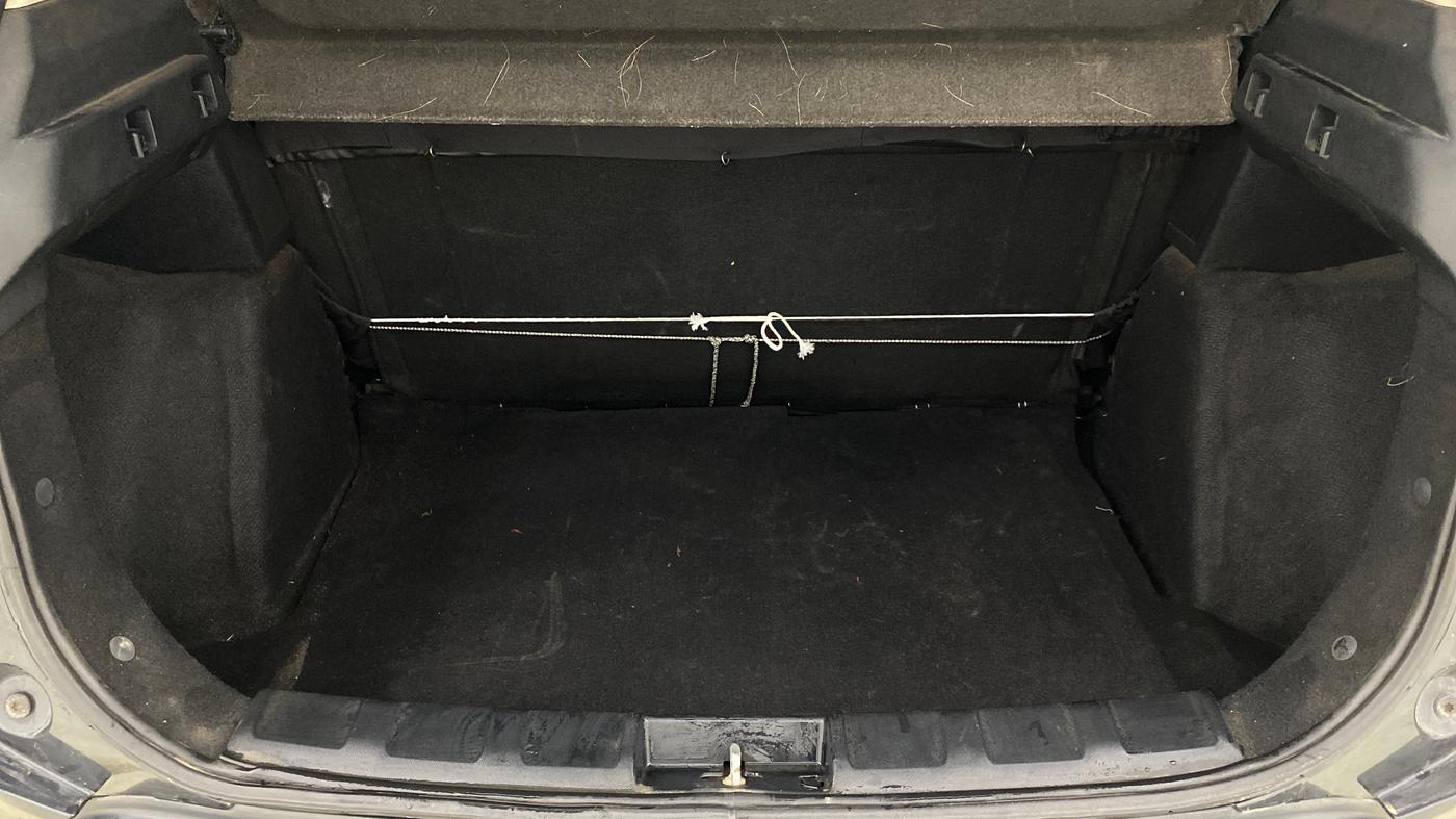 2018 Tata NEXON XM PETROL, Petrol, Manual, 1,18,173 km, Boot Inside