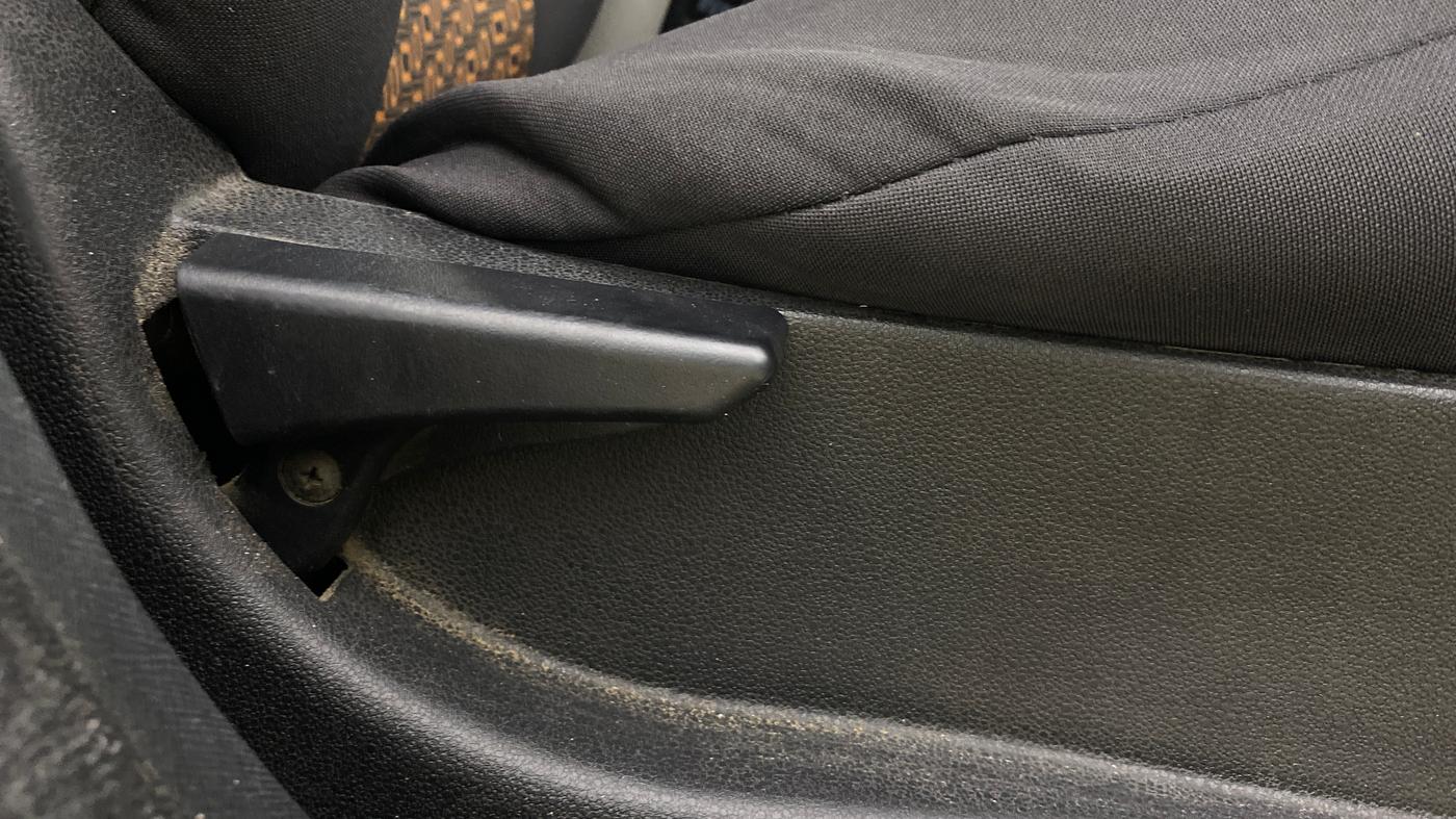2018 Tata NEXON XM PETROL, Petrol, Manual, 1,18,173 km, Driver Side Adjustment Panel