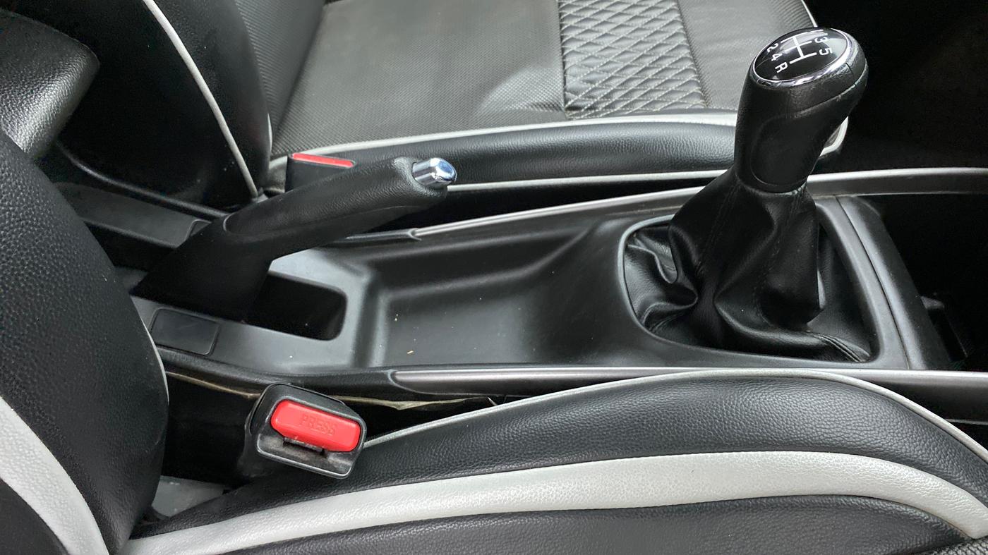 2019 Maruti Baleno ZETA PETROL 1.2, Petrol, Manual, 44,731 km, Gear Lever