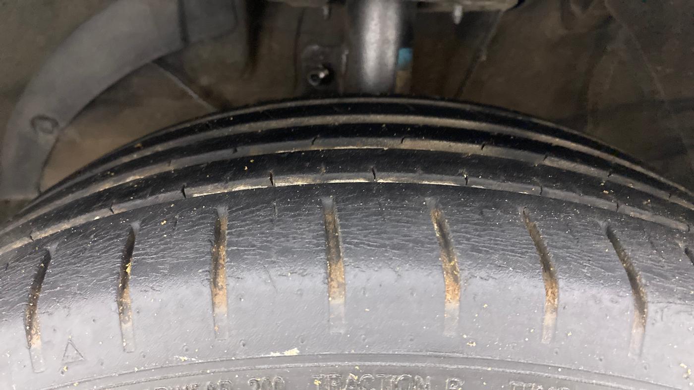2019 Maruti Baleno ZETA PETROL 1.2, Petrol, Manual, 44,731 km, Left Front Tyre Tread