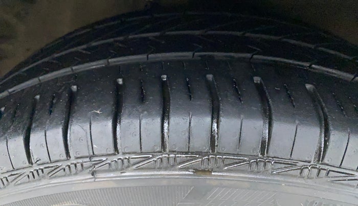 2020 Maruti Celerio VXI, Petrol, Manual, 32,760 km, Right Front Tyre Tread