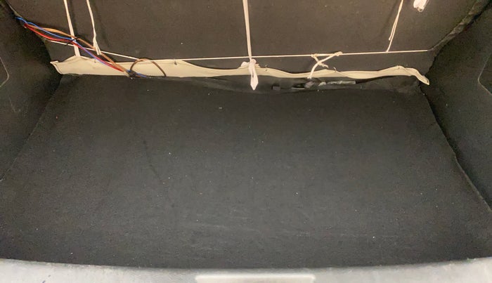 2022 Nissan MAGNITE XE, Petrol, Manual, 30,713 km, Boot Inside