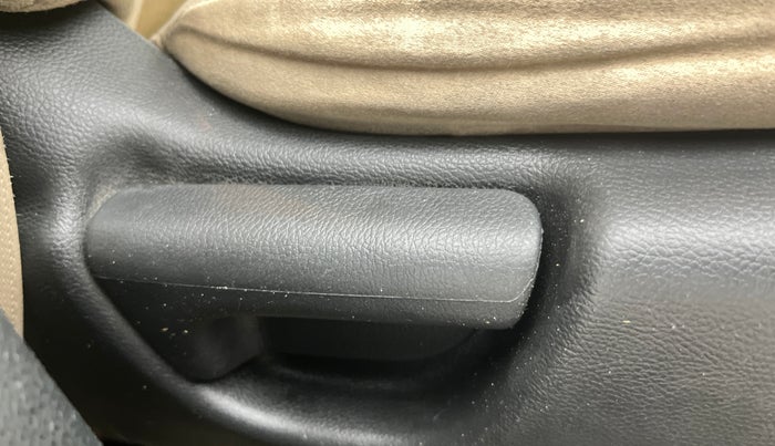 2014 Honda City 1.5L I-VTEC SV, Petrol, Manual, 76,726 km, Driver Side Adjustment Panel