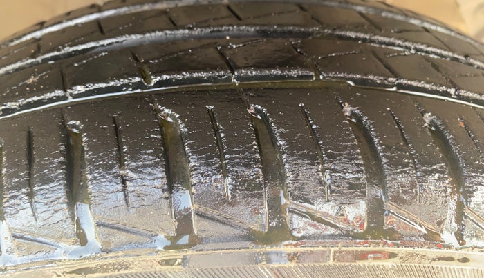 2019 Hyundai NEW SANTRO ERA, Petrol, Manual, 23,988 km, Right Front Tyre Tread