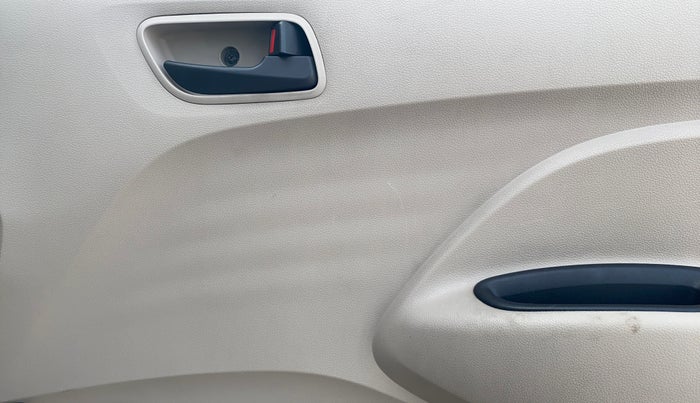 2019 Hyundai NEW SANTRO ERA, Petrol, Manual, 23,988 km, Driver Side Door Panels Control