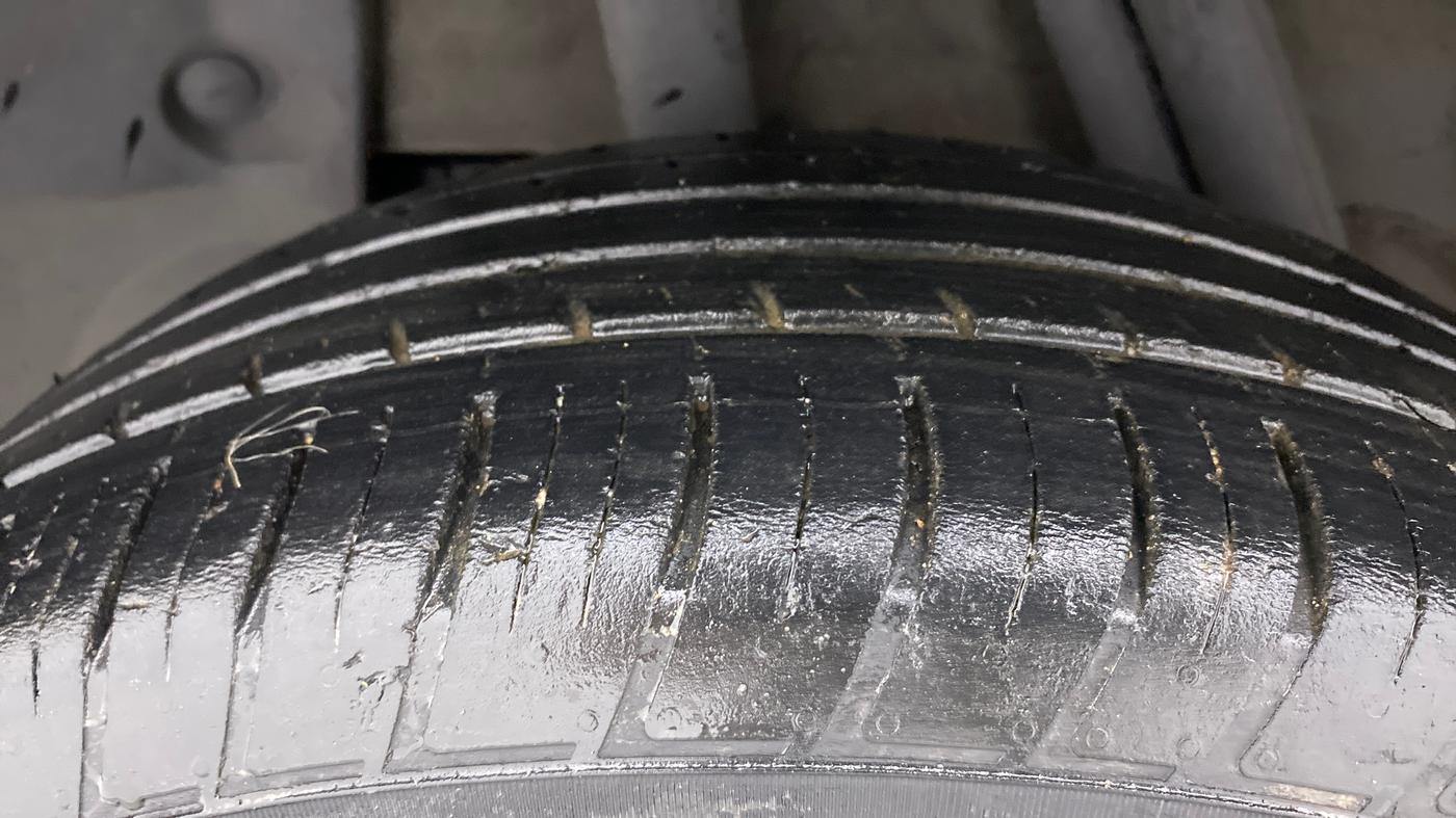 2019 Renault Duster RXS CVT, Petrol, Automatic, 58,502 km, Right Rear Tyre Tread