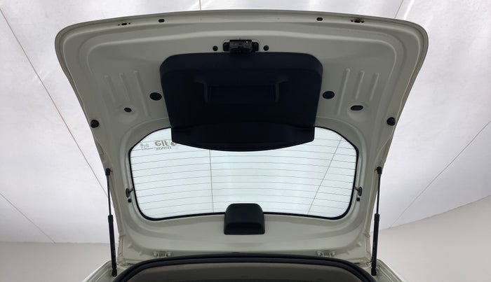 2019 Renault Duster RXS CVT, Petrol, Automatic, 58,502 km, Boot Door Open