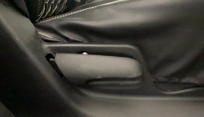 2017 Maruti Swift VXI, Petrol, Manual, 21,684 km, Driver Side Adjustment Panel