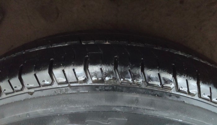 2012 Hyundai i10 ERA 1.1, Petrol, Manual, 52,930 km, Right Rear Tyre Tread