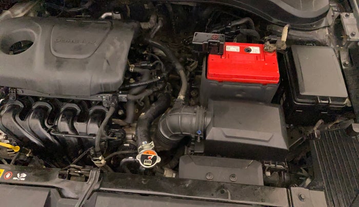 2017 Hyundai Verna 1.6 VTVT SX, Petrol, Manual, 1,06,036 km, Engine View - Left