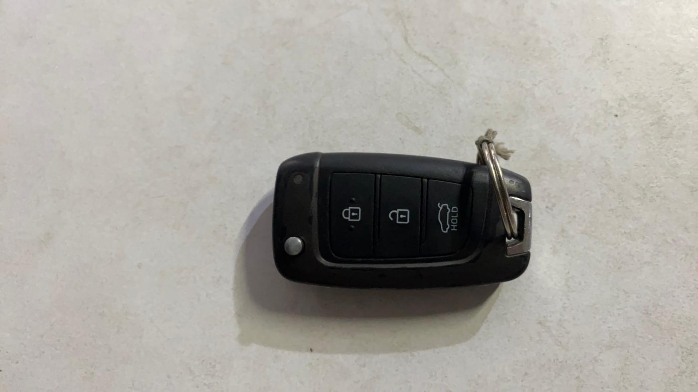 2017 Hyundai Verna 1.6 VTVT SX, Petrol, Manual, 1,06,054 km, Key Close Up