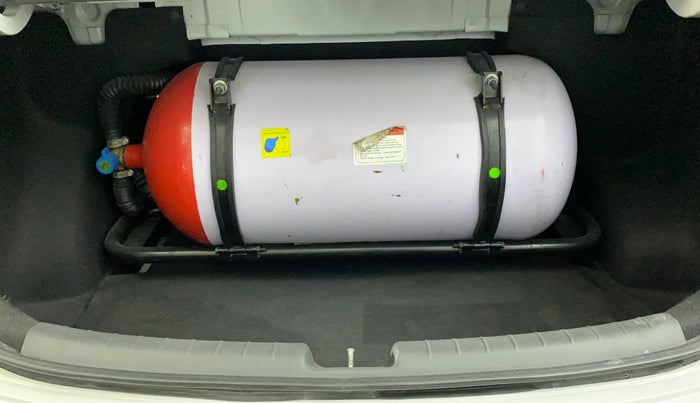 2020 Hyundai AURA S 1.2 CNG, CNG, Manual, 56,589 km, Boot Inside