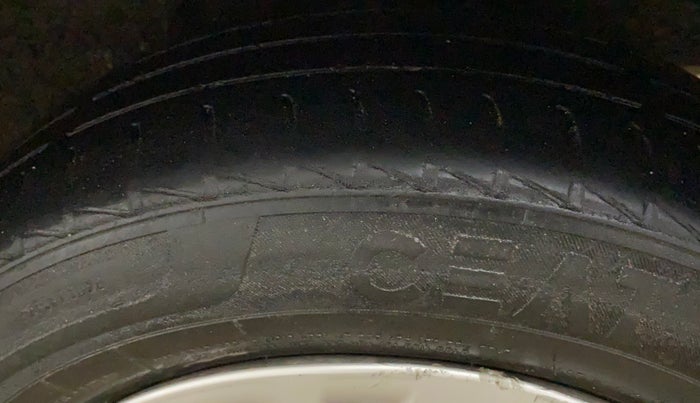 2020 Hyundai AURA S 1.2 CNG, CNG, Manual, 56,589 km, Left Rear Tyre Tread