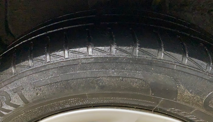 2020 Hyundai AURA S 1.2 CNG, CNG, Manual, 56,589 km, Right Rear Tyre Tread