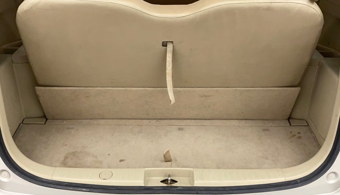 2014 Maruti Ertiga VXI, Petrol, Manual, 41,974 km, Boot Inside