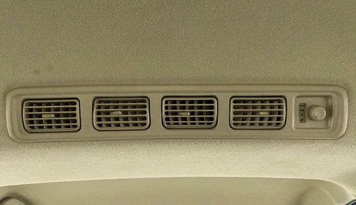 2014 Maruti Ertiga VXI, Petrol, Manual, 41,974 km, Rear AC Vents