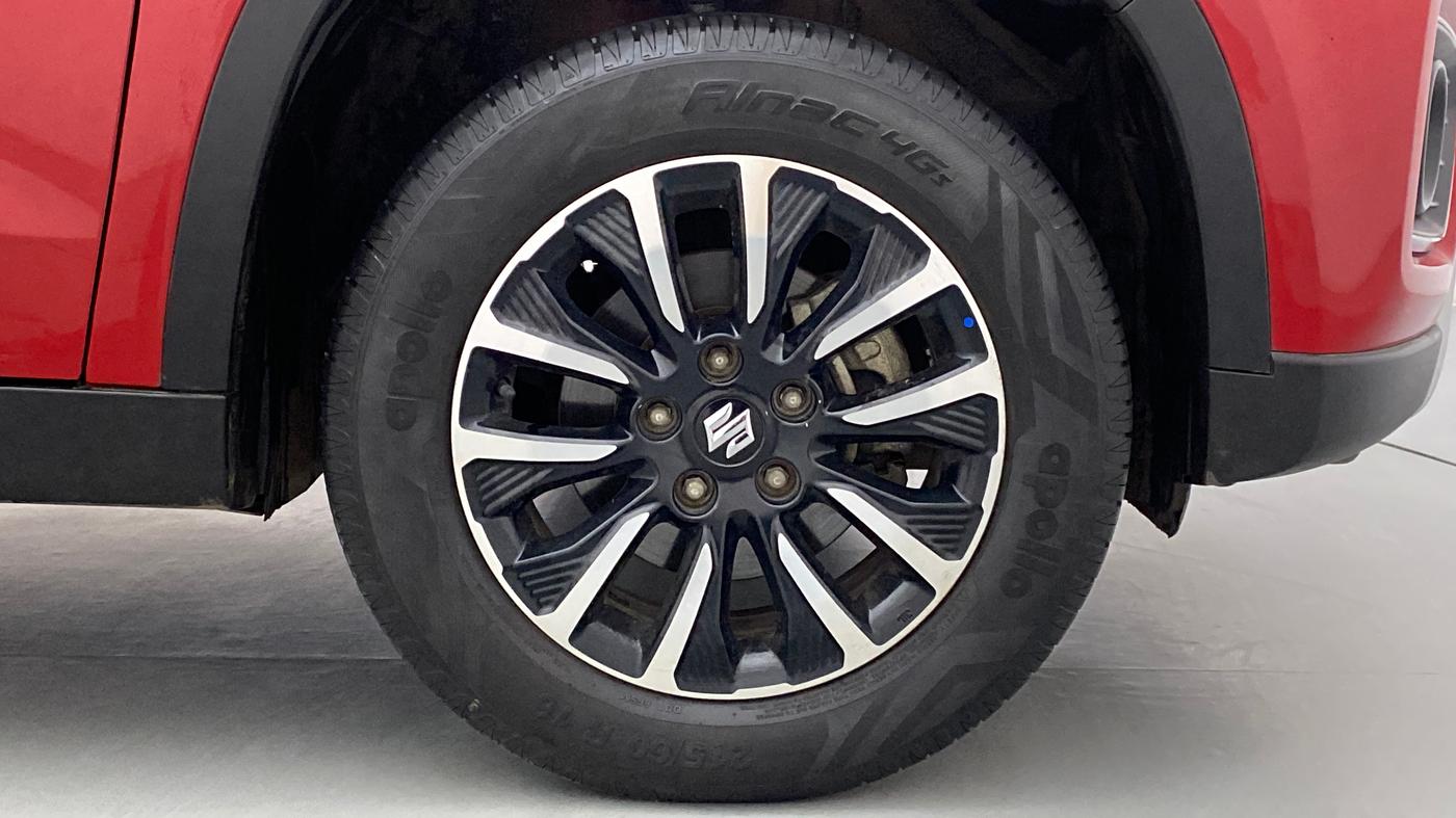 2020 Maruti Vitara Brezza ZXI+ AT SHVS DUAL TONE, Petrol, Automatic, 21,084 km, Right Front Wheel