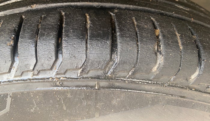 2023 CITROEN C3 SHINE 1.2, Petrol, Manual, 29,764 km, Right Front Tyre Tread