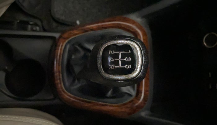 2017 Hyundai Grand i10 SPORTZ 1.2 KAPPA VTVT, Petrol, Manual, 98,090 km, Gear Lever