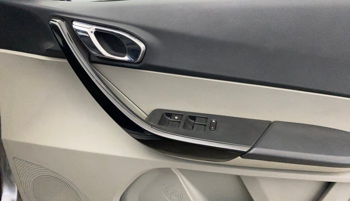2019 Tata Tiago XZ PLUS PETROL, Petrol, Manual, 13,435 km, Driver Side Door Panels Control