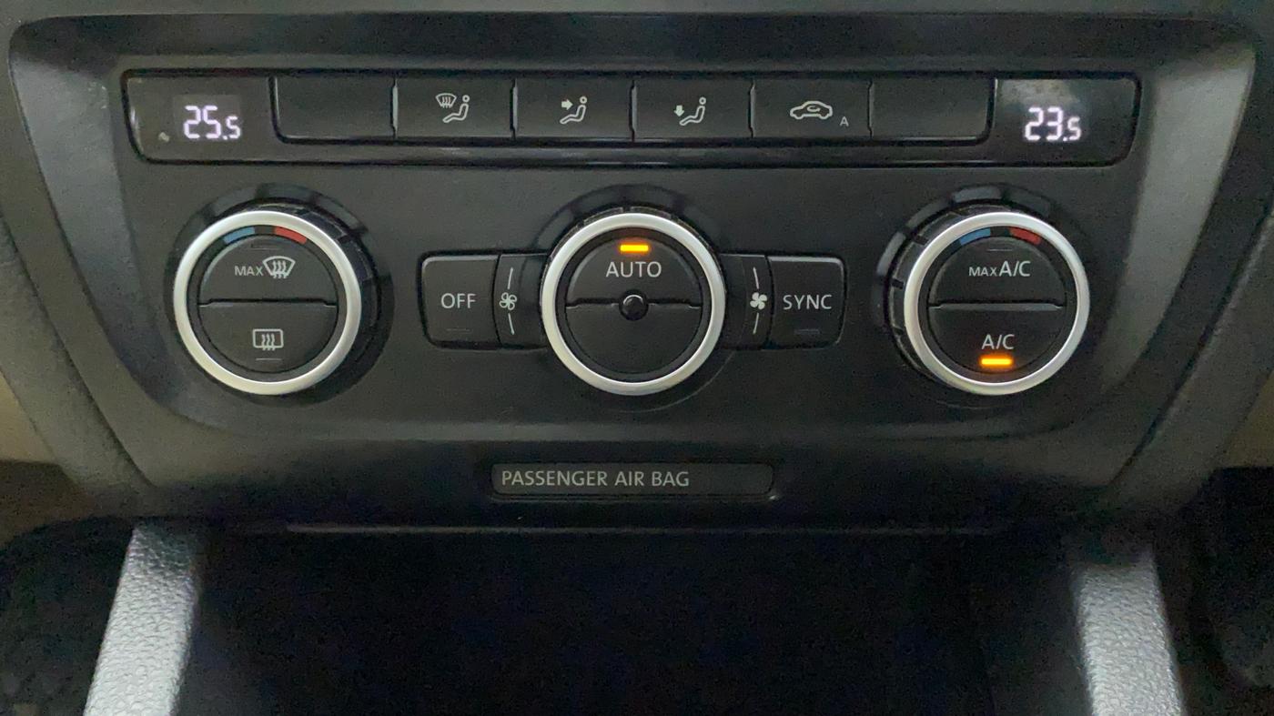2014 Volkswagen Jetta COMFORTLINE TDI, Diesel, Manual, 1,20,112 km, Multi-Zone Climate Control