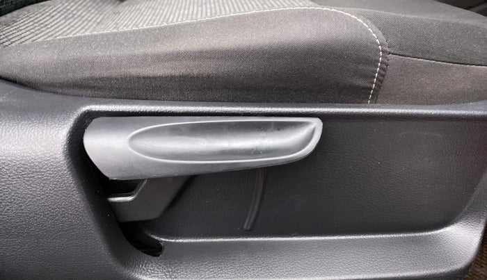 2017 Volkswagen Polo COMFORTLINE 1.2L PETROL, Petrol, Manual, 59,519 km, Driver Side Adjustment Panel