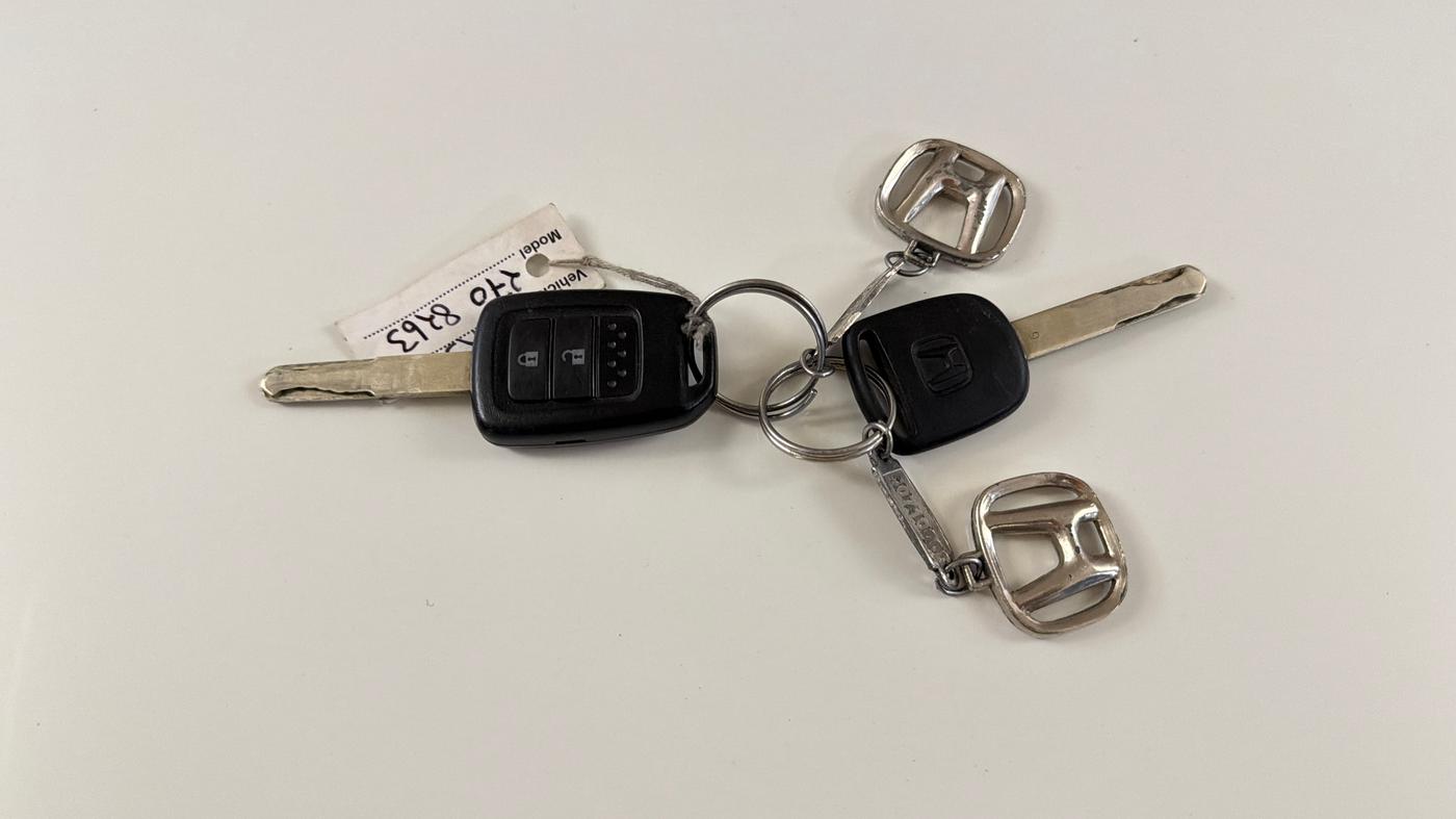 2021 Honda Amaze 1.2L I-VTEC S CVT, Petrol, Automatic, 39,827 km, Key Close Up