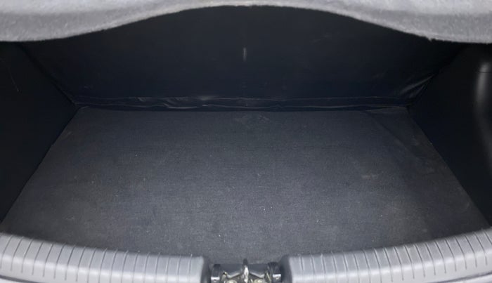 2019 Hyundai Grand i10 SPORTZ 1.2 KAPPA VTVT, Petrol, Manual, 11,921 km, Boot Inside