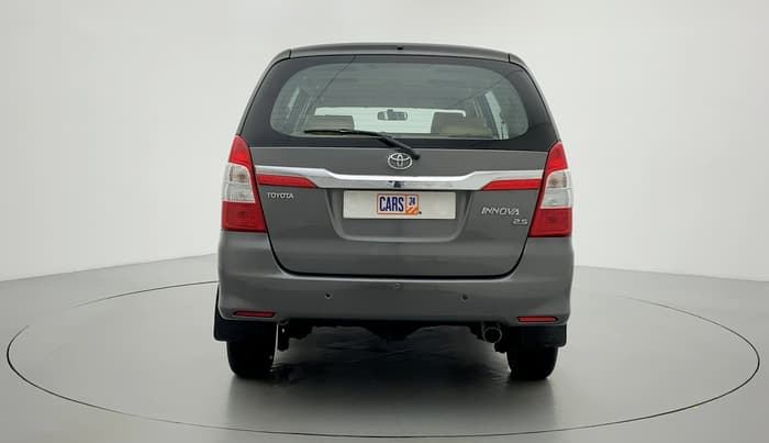 2014 Toyota Innova 2.5 GX 8 STR BS IV, Diesel, Manual, 1,20,130 km, Back/Rear