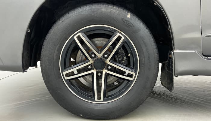 2014 Toyota Innova 2.5 GX 8 STR BS IV, Diesel, Manual, 1,20,130 km, Left Front Wheel