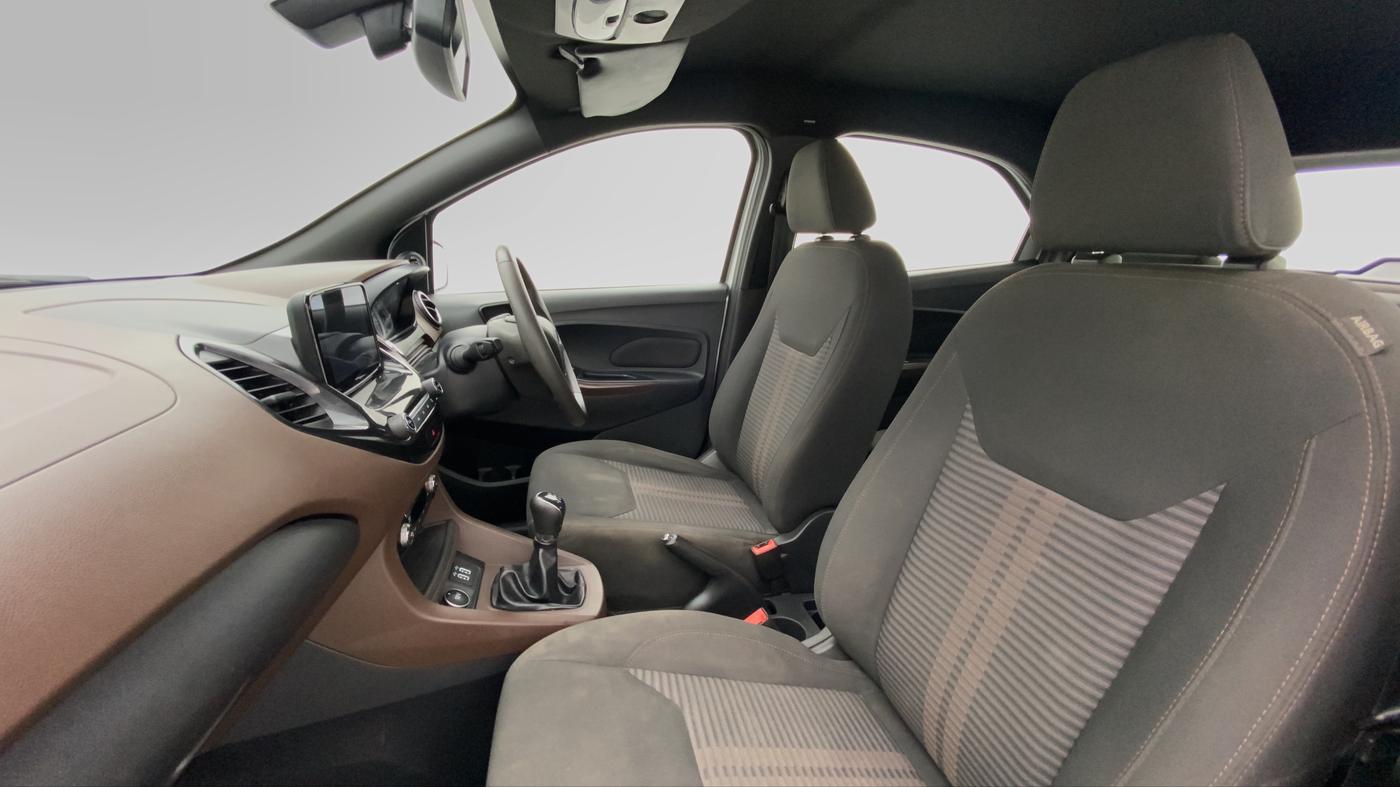 2018 Ford FREESTYLE TITANIUM 1.2 TI-VCT MT, Petrol, Manual, 66,943 km, Right Side Front Door Cabin