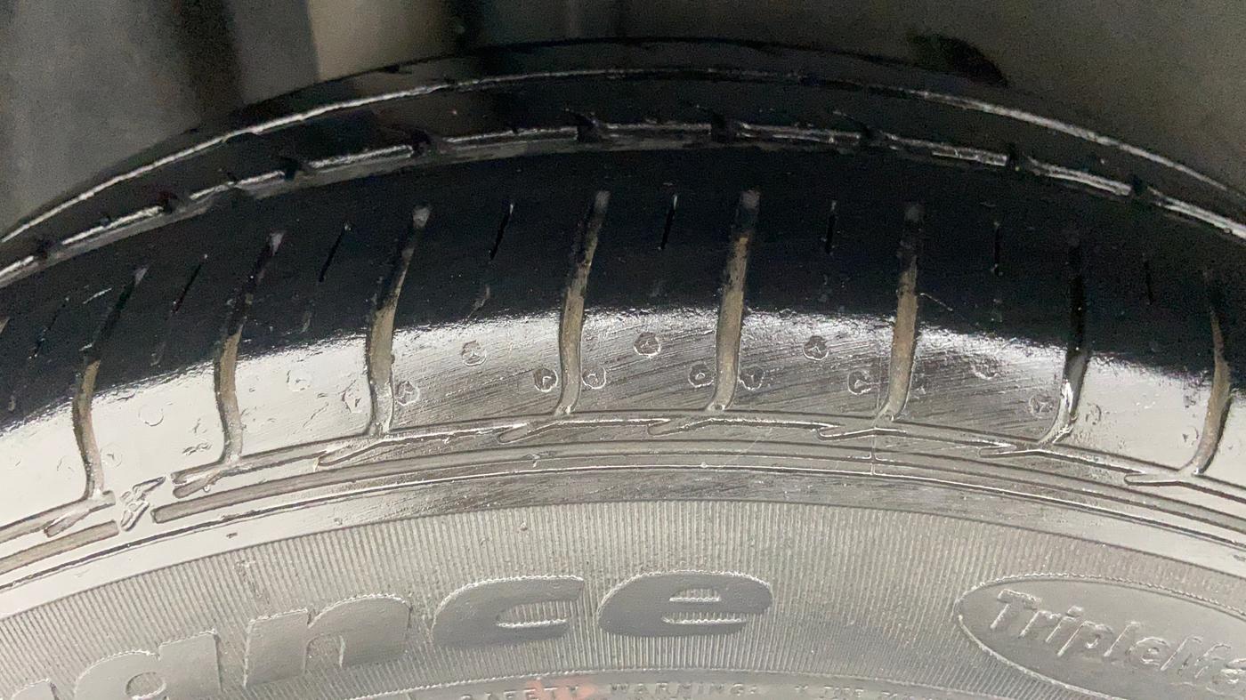 2018 Ford FREESTYLE TITANIUM 1.2 TI-VCT MT, Petrol, Manual, 66,943 km, Right Rear Tyre Tread