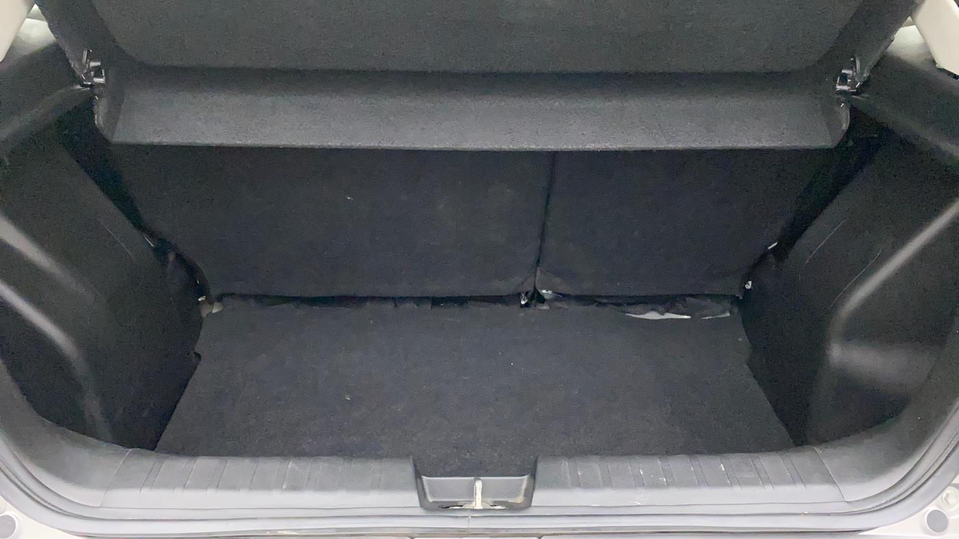 2021 Maruti Baleno DELTA PETROL 1.2, Petrol, Manual, 22,068 km, Boot Inside