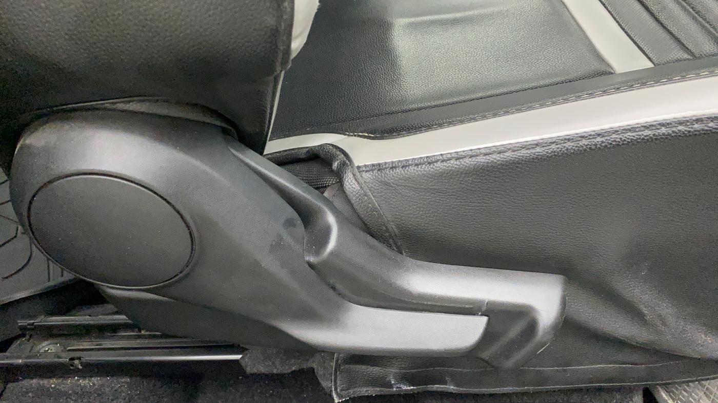 2021 Maruti Baleno DELTA PETROL 1.2, Petrol, Manual, 22,068 km, Driver Side Adjustment Panel