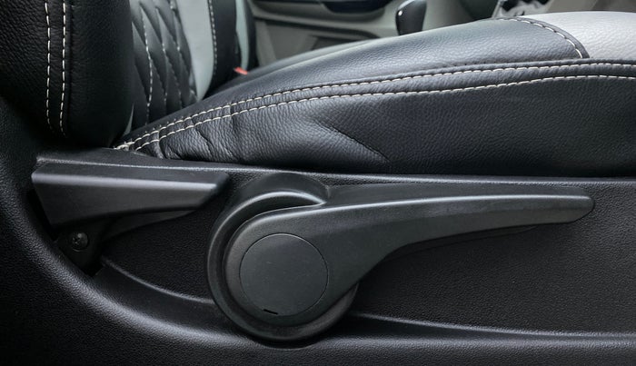 2019 Tata Tiago XZ PETROL, Petrol, Manual, 35,183 km, Driver Side Adjustment Panel