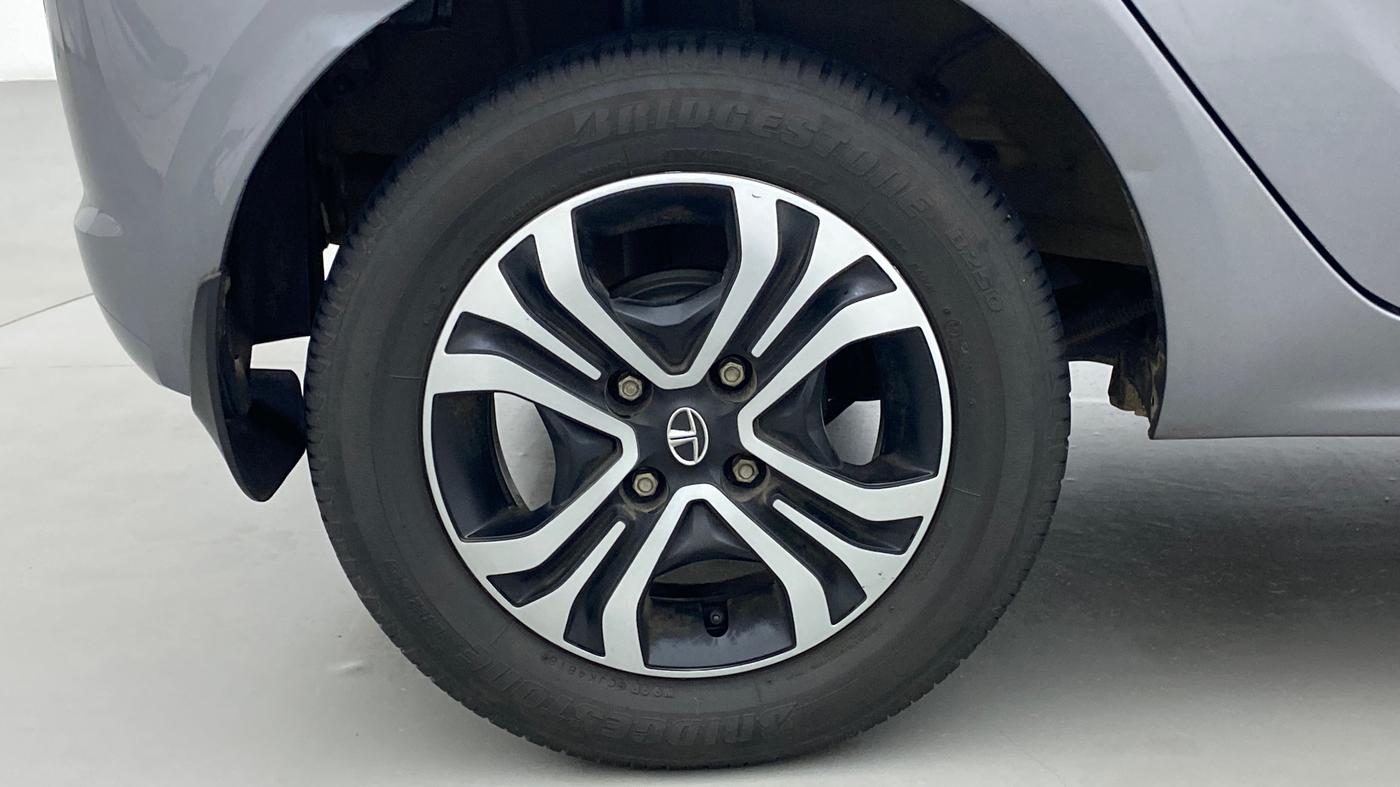 2019 Tata Tiago XZ PETROL, Petrol, Manual, 35,183 km, Right Rear Wheel