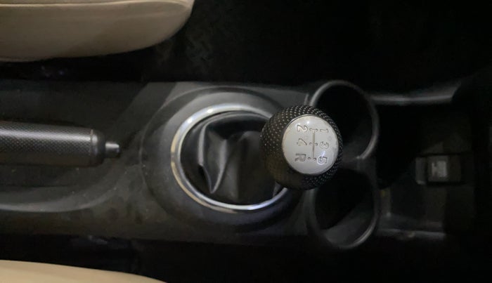 2014 Honda Mobilio 1.5L I-VTEC V, Petrol, Manual, 41,169 km, Gear Lever