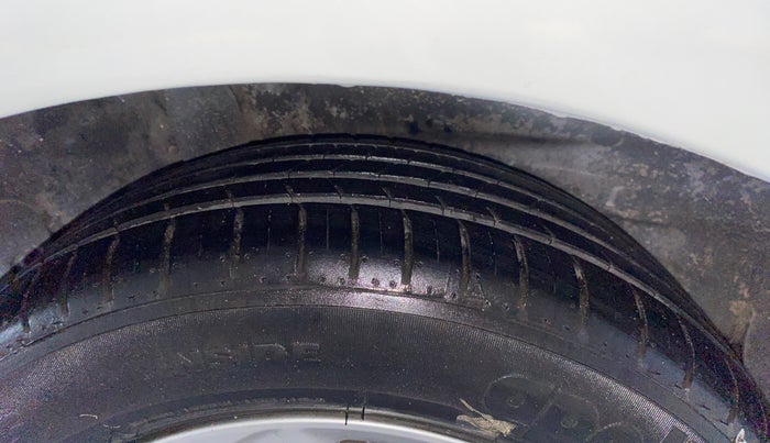 2014 Honda Mobilio 1.5L I-VTEC V, Petrol, Manual, 41,169 km, Right Rear Tyre Tread