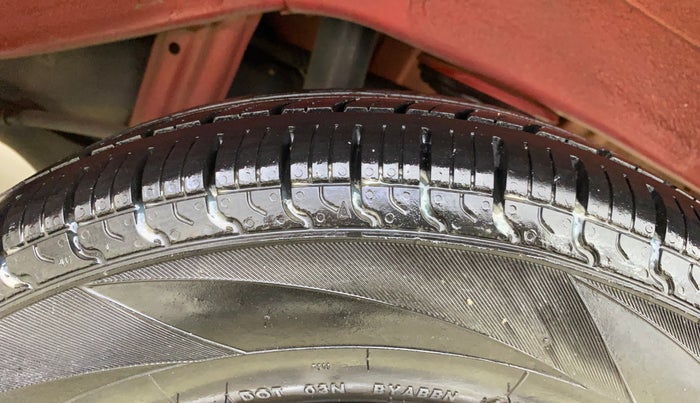 2013 Maruti Alto 800 VXI, Petrol, Manual, 47,841 km, Left Rear Tyre Tread