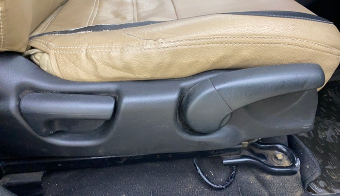 2016 Honda Jazz 1.2L I-VTEC S AT, Petrol, Automatic, 40,445 km, Driver Side Adjustment Panel