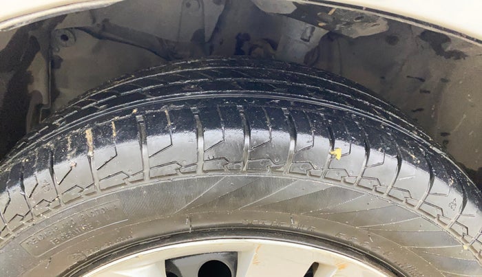 2016 Honda Jazz 1.2L I-VTEC S AT, Petrol, Automatic, 40,445 km, Left Front Tyre Tread