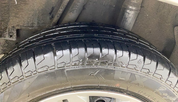 2016 Honda Jazz 1.2L I-VTEC S AT, Petrol, Automatic, 40,445 km, Left Rear Tyre Tread