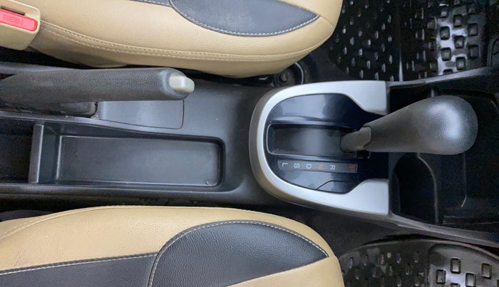 2016 Honda Jazz 1.2L I-VTEC S AT, Petrol, Automatic, 40,445 km, Gear Lever