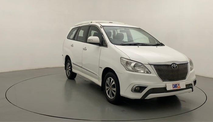 2015 Toyota Innova 2.5 VX 7 STR, Diesel, Manual, 1,21,038 km, Right Front Diagonal